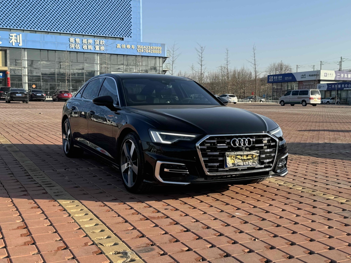 奧迪 奧迪A6L  2023款 改款 45 TFSI quattro 臻選動(dòng)感型圖片