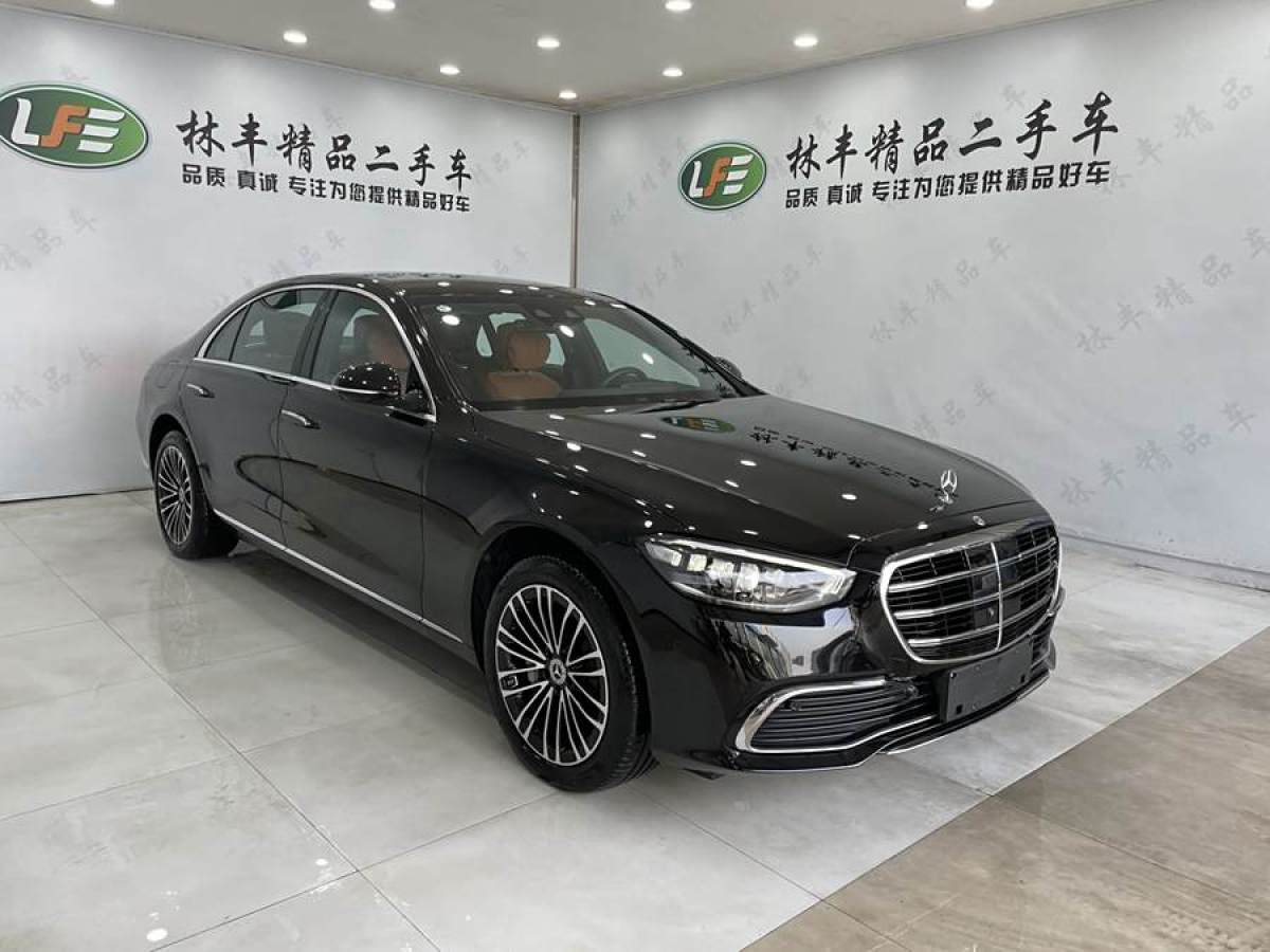 奔馳 奔馳S級(jí)新能源  2023款 改款 S 450 e L 插電式混合動(dòng)力轎車圖片