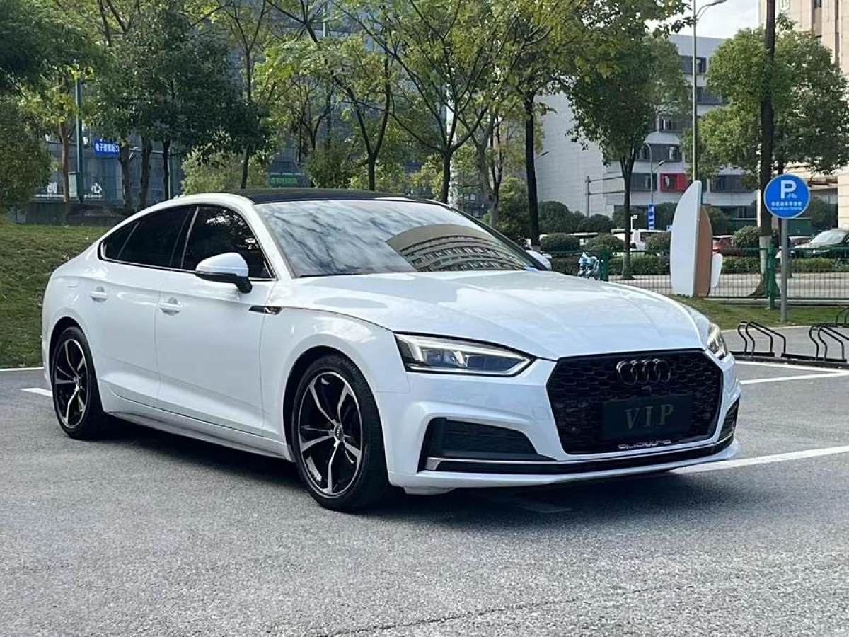 奧迪 奧迪A5  2019款 Sportback 40 TFSI 時(shí)尚型圖片