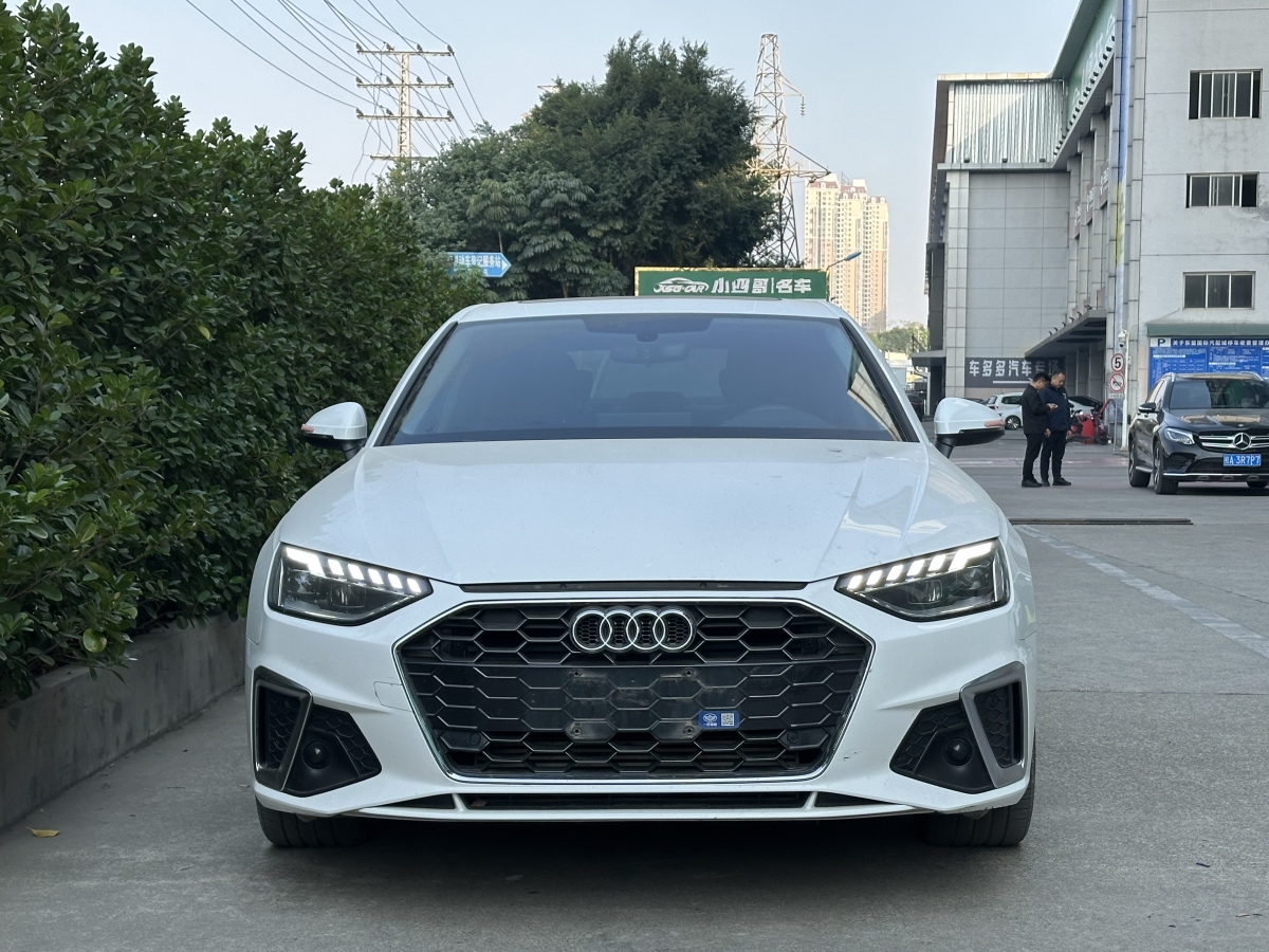 奧迪 奧迪A4L  2022款 40 TFSI 時尚動感型圖片