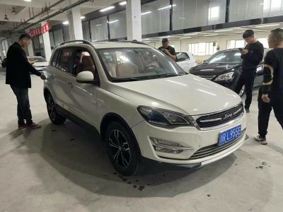 2018年1月 陸風(fēng) X5 Plus 1.5T CVT創(chuàng)享版圖片