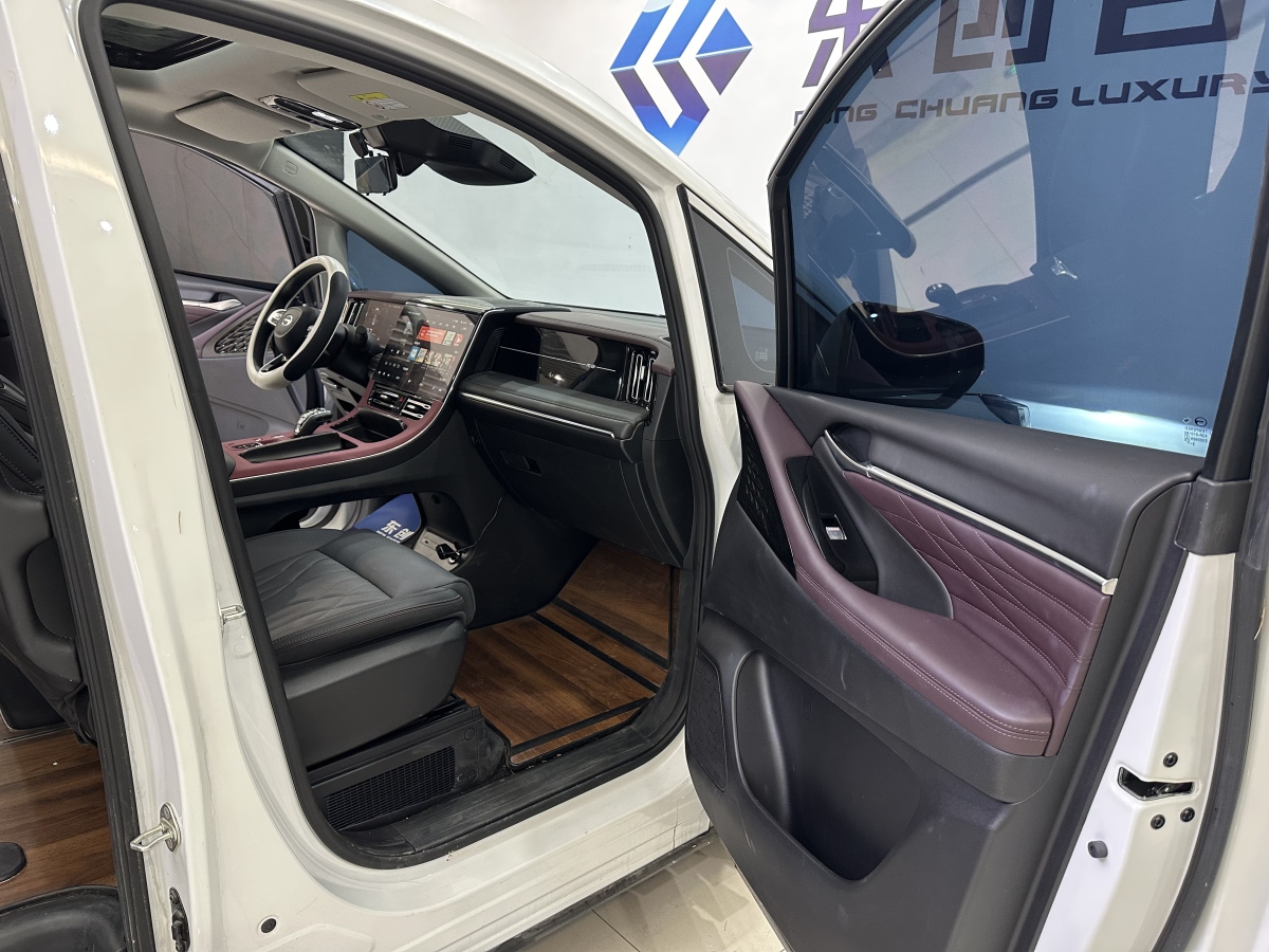 廣汽傳祺 M8  2024款 宗師系列 400T 先鋒版圖片