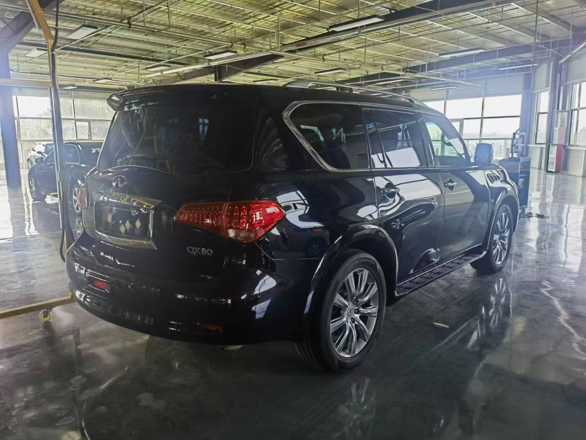 2015年2月英菲尼迪 QX80  2013款 5.6L 4WD