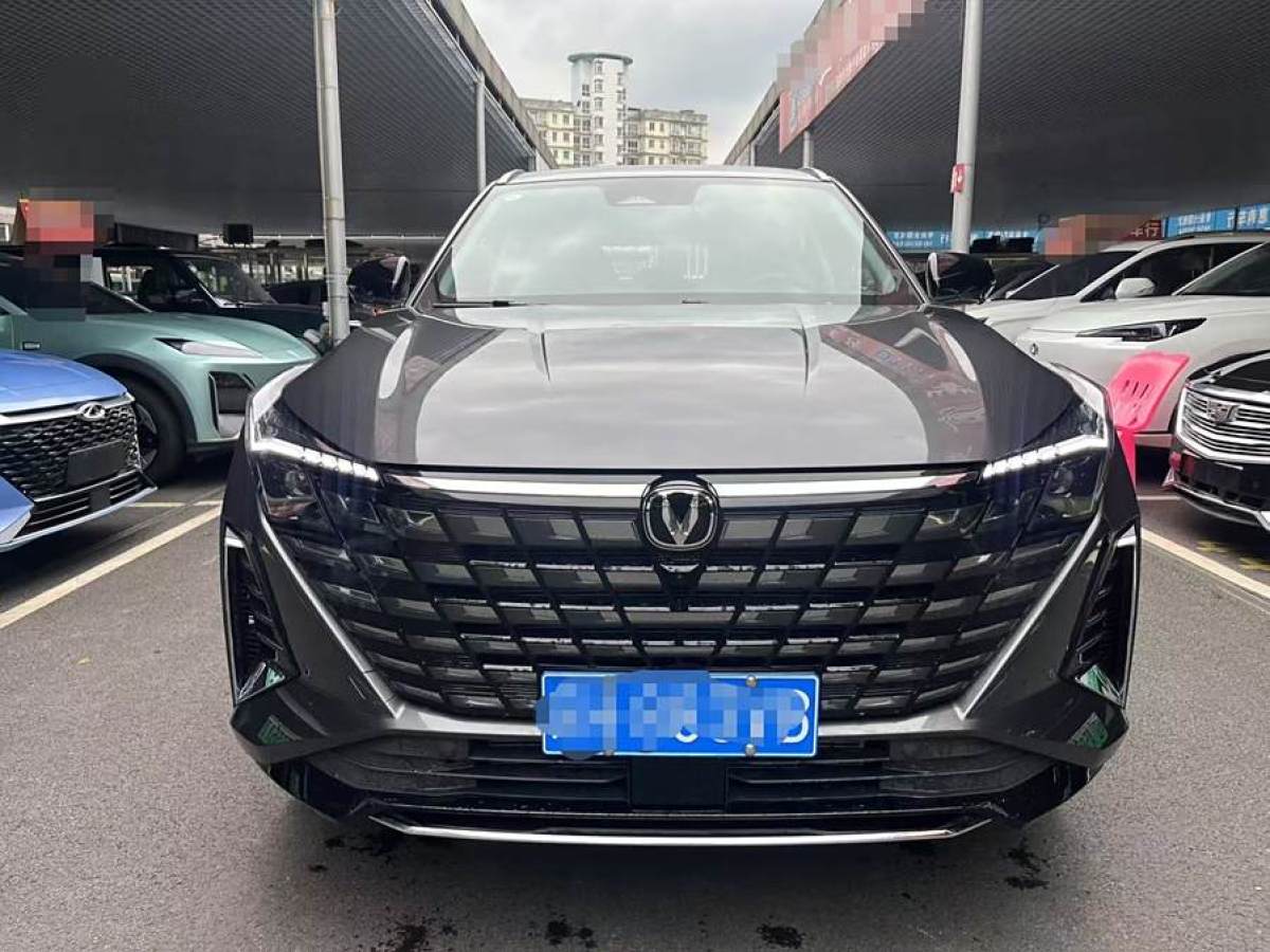 長(zhǎng)安 長(zhǎng)安UNI-Z  2025款 1.5T 尊貴型圖片