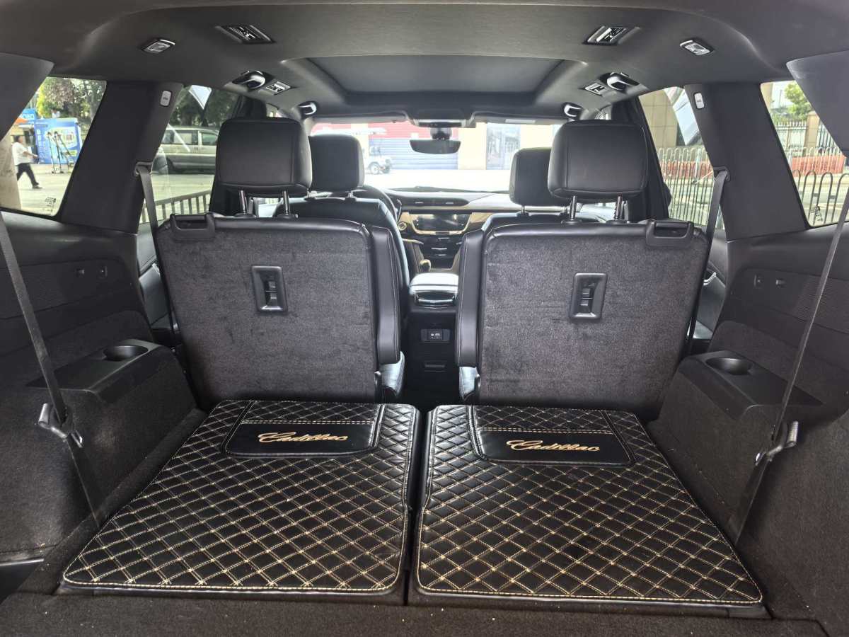 凱迪拉克 XT6  2020款 改款 28T 六座四驅(qū)領(lǐng)先運(yùn)動(dòng)型圖片