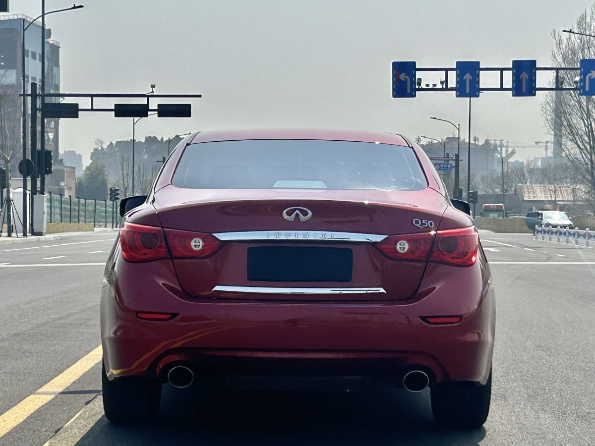 英菲尼迪 Q50L  2015款 2.0T 悅享版圖片