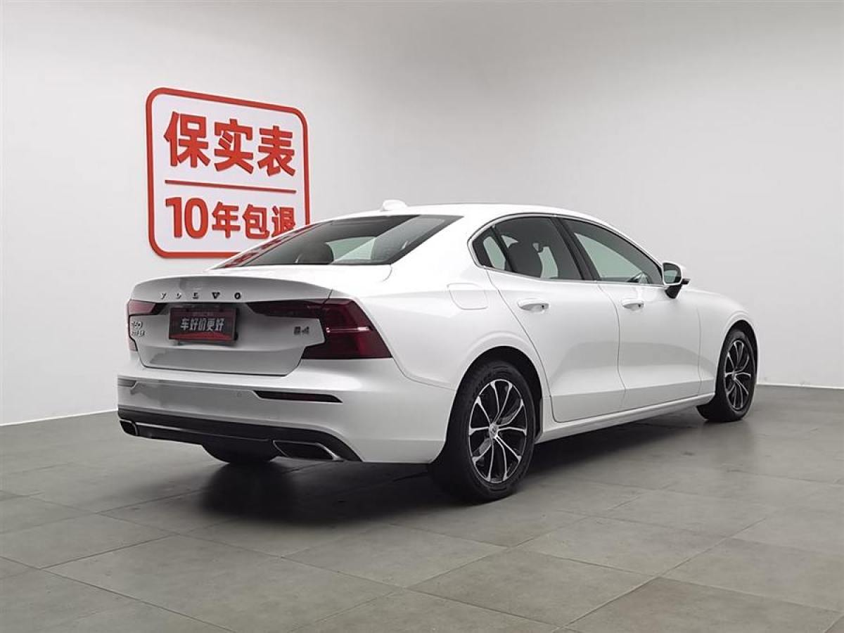 2022年9月沃爾沃 S60L  2022款 B4 智逸豪華版