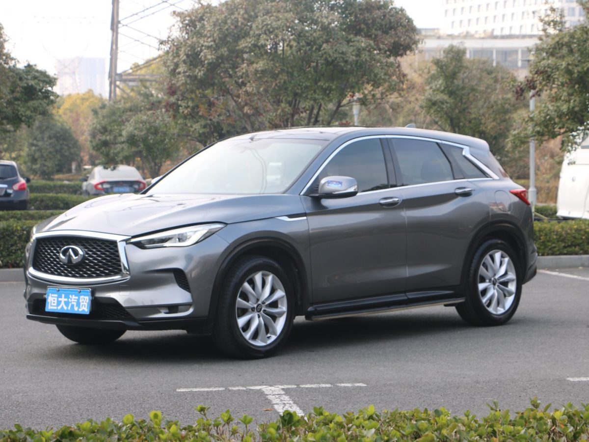 英菲尼迪 QX50  2018款 2.0T 兩驅(qū)菁英版圖片