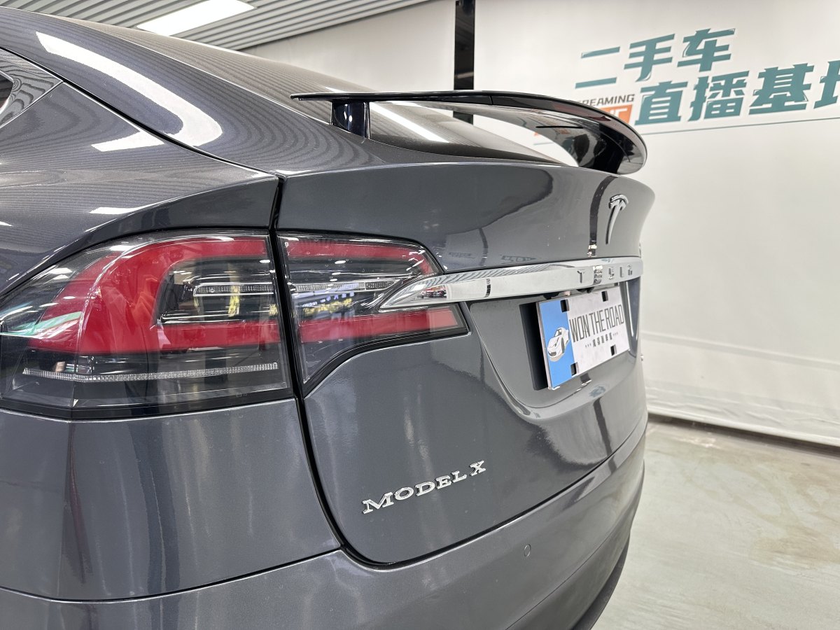 特斯拉 Model X  2016款 Model X 60D圖片