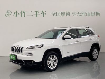 2017年12月 Jeep 自由光 2.0L 優(yōu)越版圖片