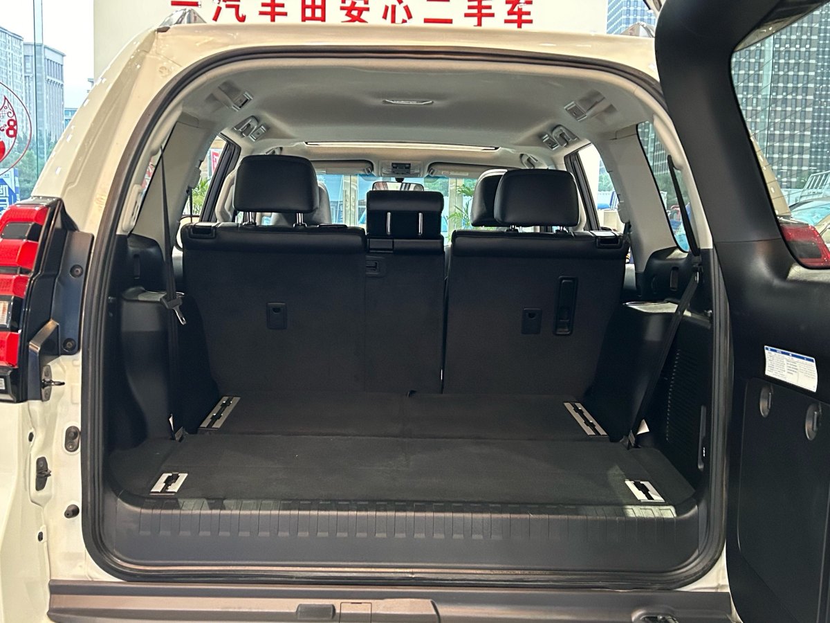 豐田 普拉多  2018款 3.5L 自動TX-L后掛備胎圖片