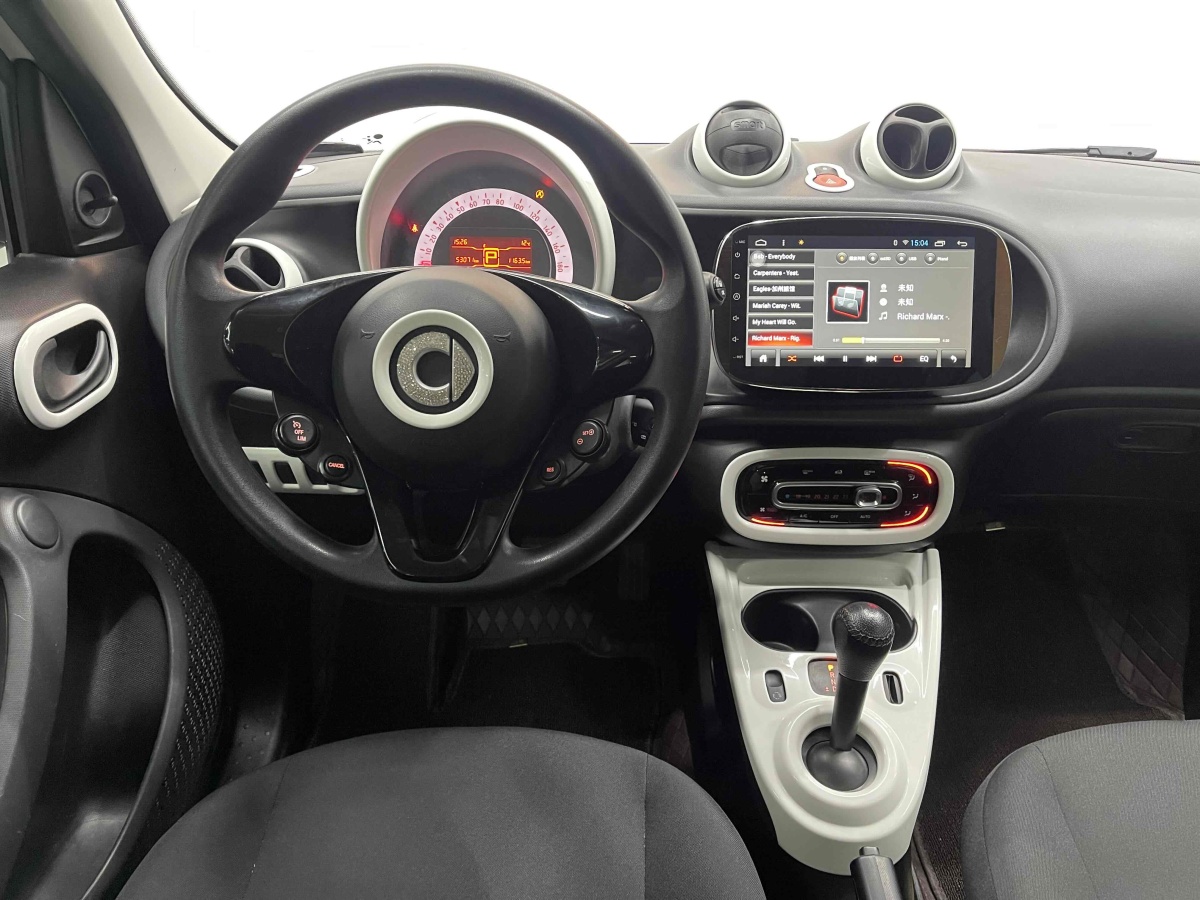 smart forfour  2016款 1.0L 52千瓦靈動(dòng)版圖片