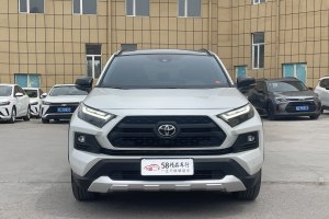 RAV4荣放 丰田 2.0L CVT四驱探险Plus版