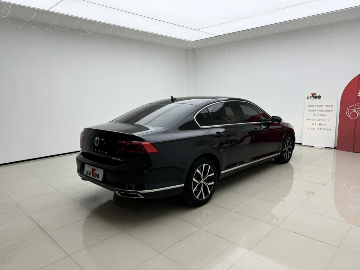 大眾 邁騰  2020款 330TSI DSG 領(lǐng)先型圖片