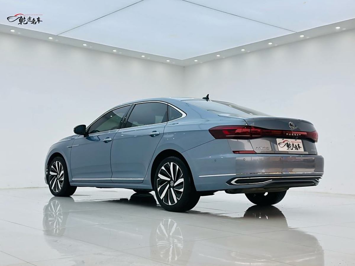 大眾 帕薩特  2022款 330TSI 豪華版圖片