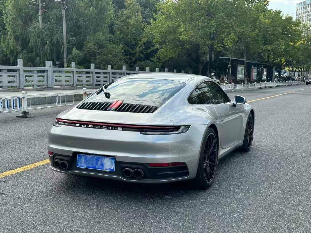 保時(shí)捷 911  2022款 Carrera 3.0T圖片