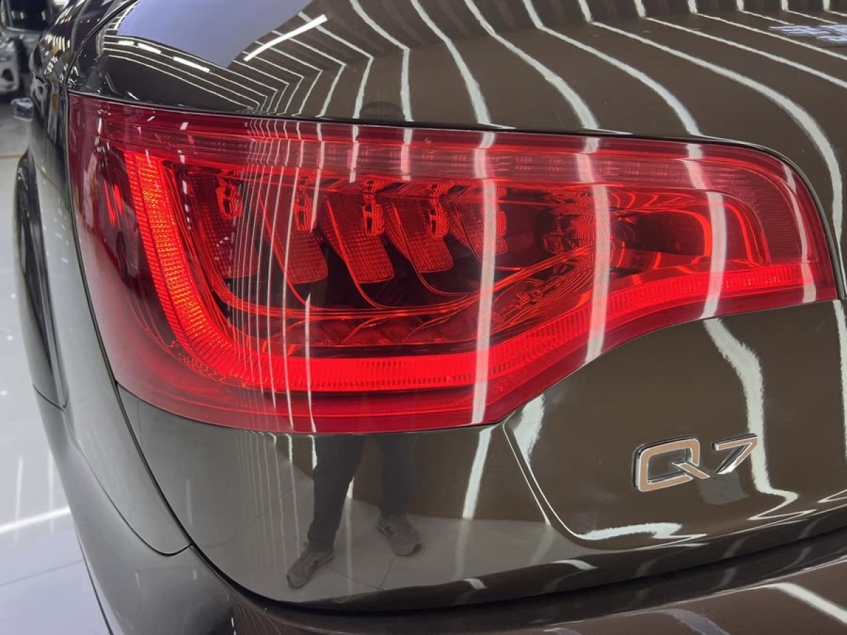 奧迪 奧迪Q7  2014款 35 TFSI 進取型圖片