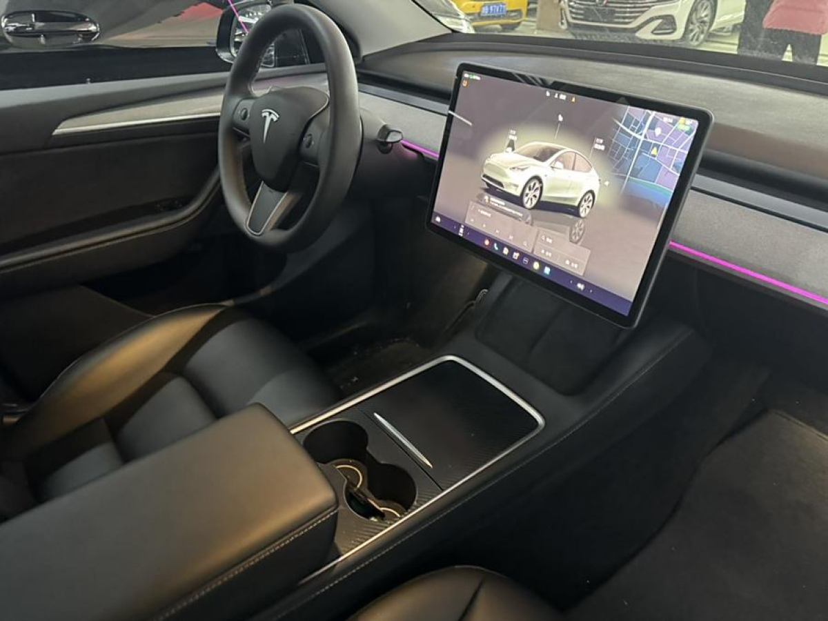 特斯拉 Model 3  2023款 煥新版 后輪驅(qū)動(dòng)圖片