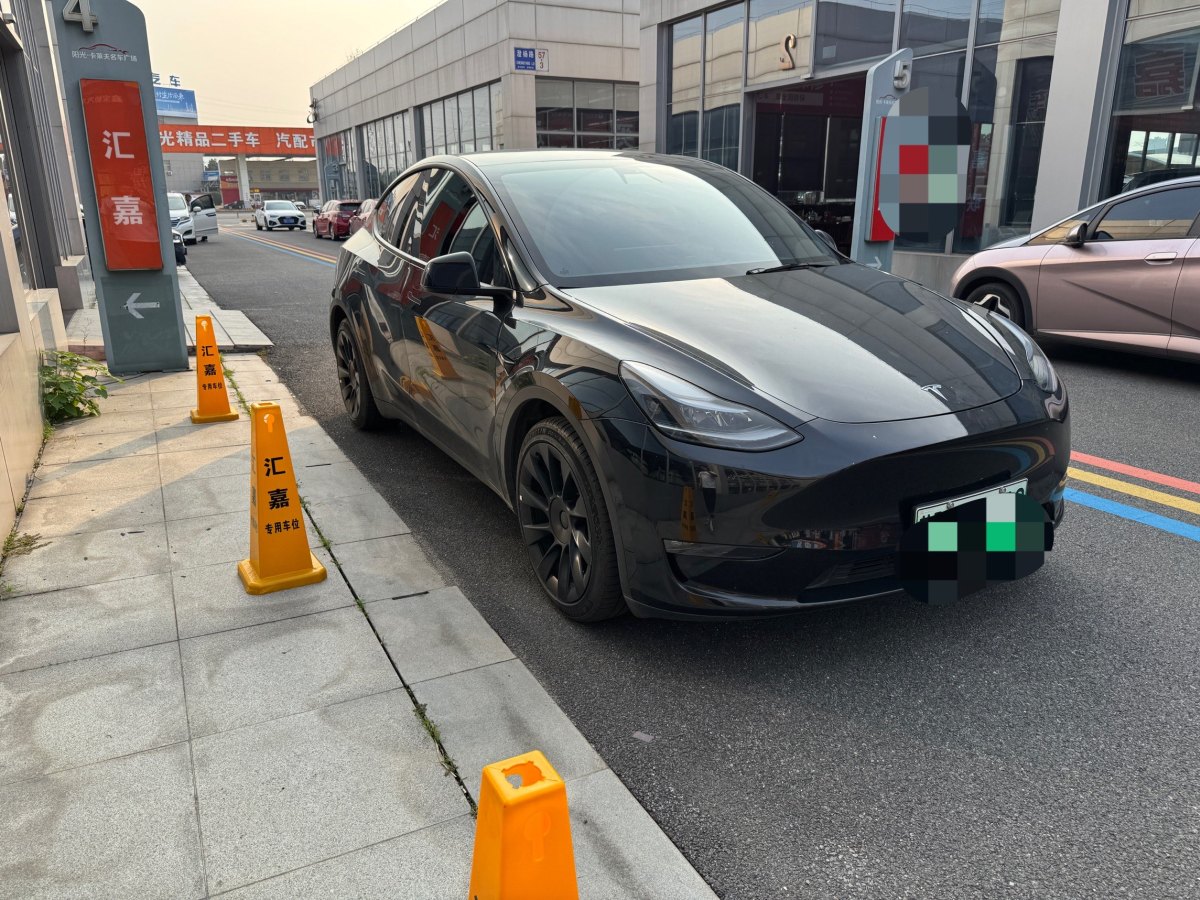 2021年12月特斯拉 Model Y  2021款 改款 標(biāo)準(zhǔn)續(xù)航后驅(qū)升級(jí)版