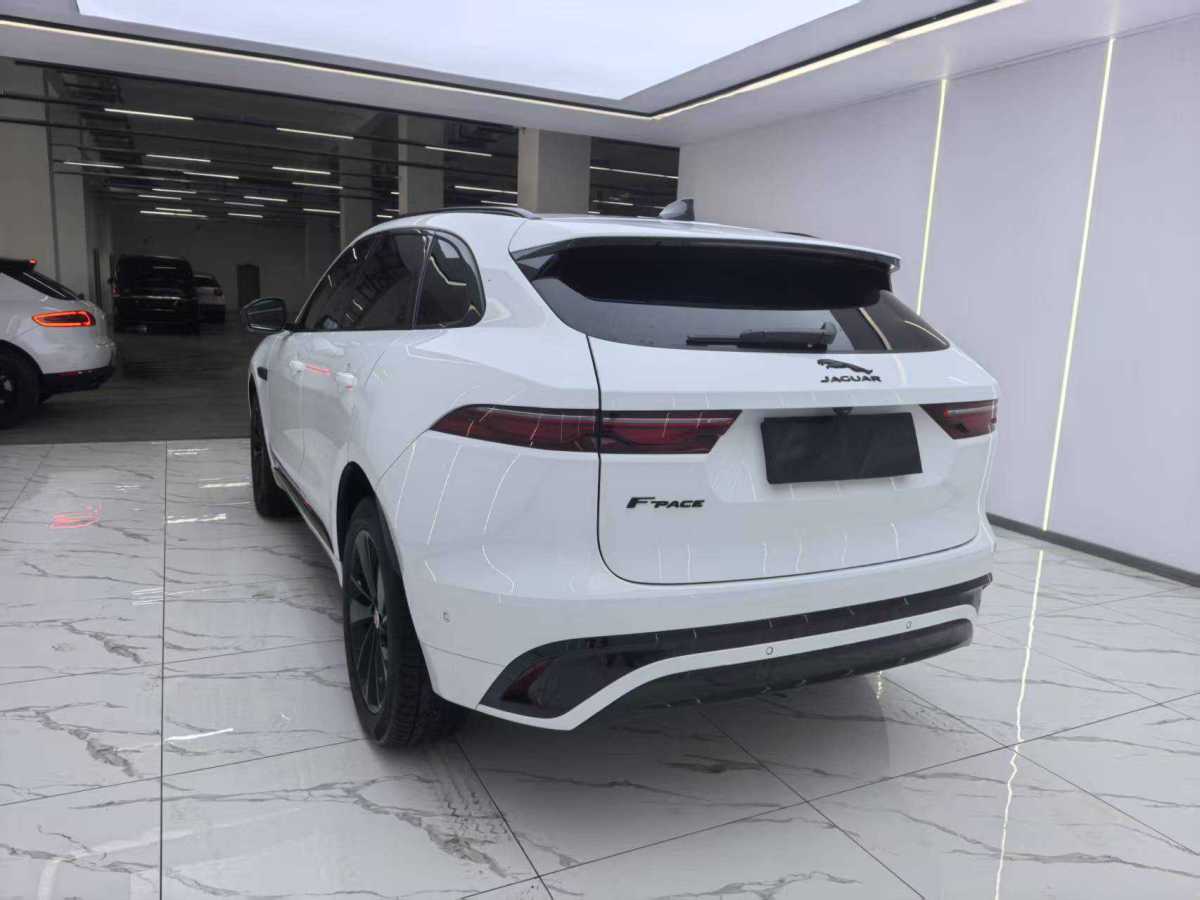 捷豹 F-PACE  2022款 P250 R-Dynamic BLACK圖片