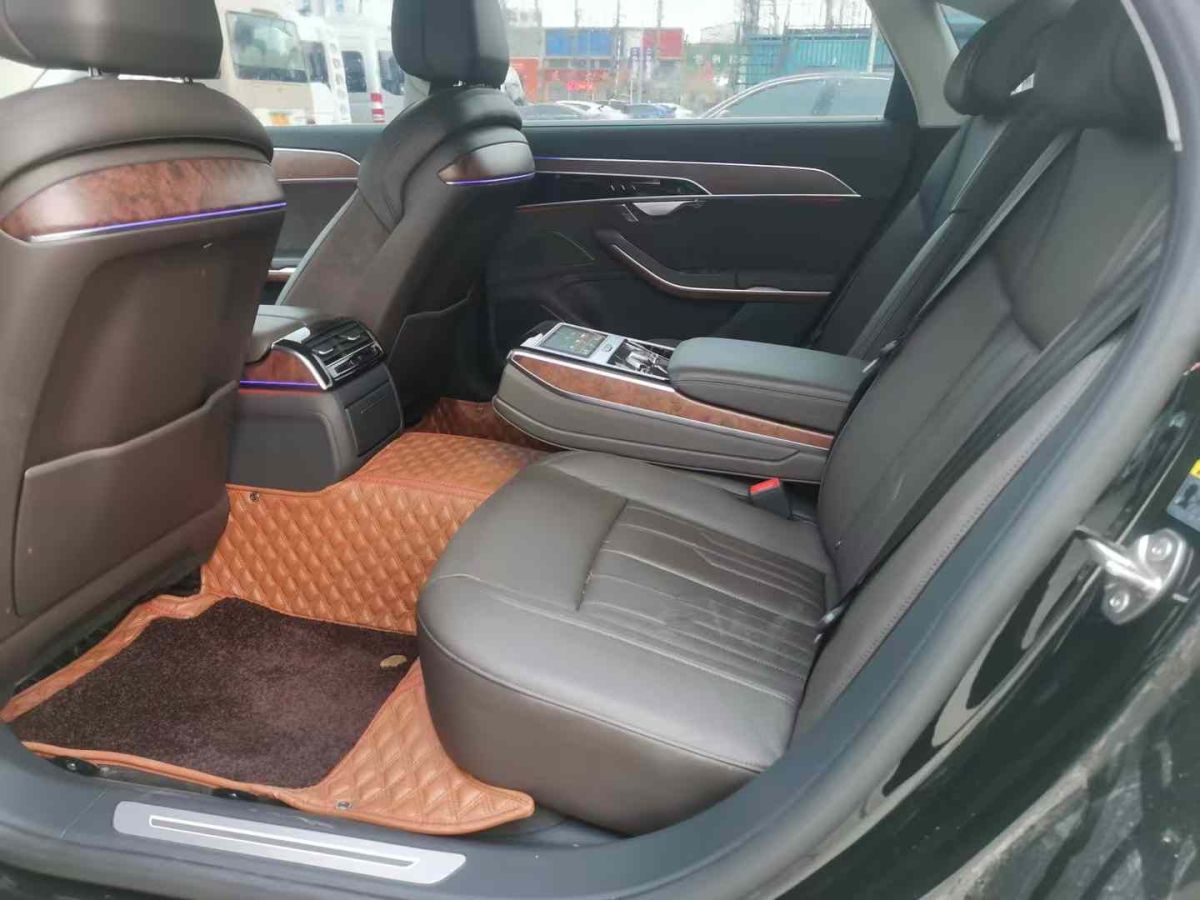 奧迪 奧迪S8  2020款 S8L 4.0TFSI quattro圖片