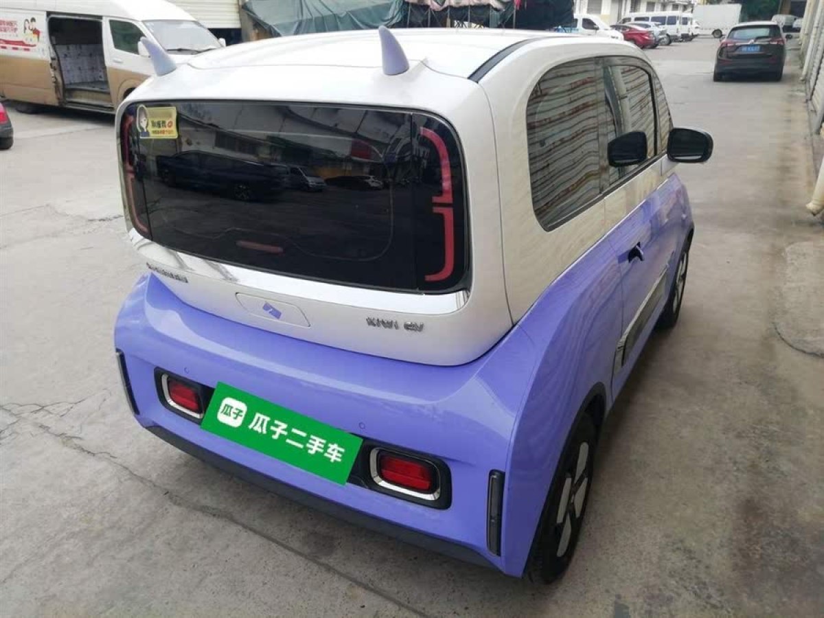 寶駿 寶駿KiWi EV  2023款 智奢版 三元鋰圖片