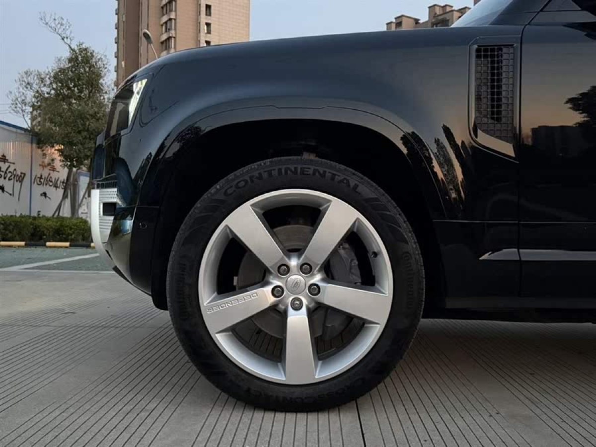 路虎 衛(wèi)士  2022款 90 3.0T P400 XS圖片