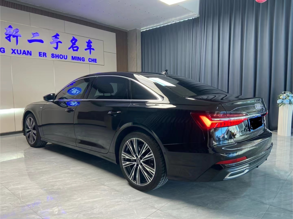 奧迪 奧迪A6L  2022款 45 TFSI 臻選動(dòng)感型圖片