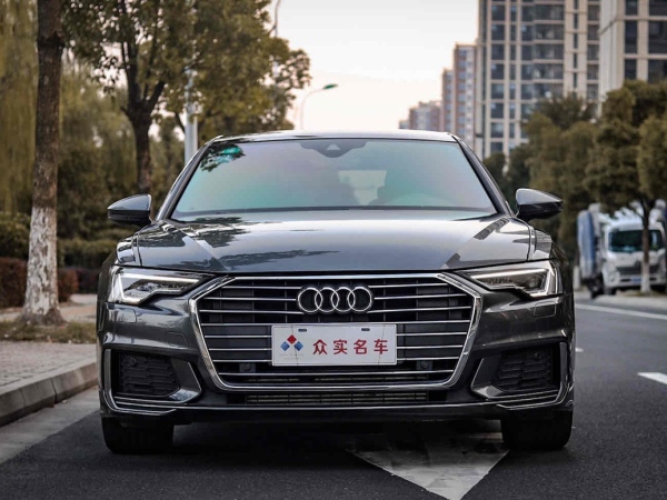 奥迪 奥迪A6L  2020款 45 TFSI 臻选动感型