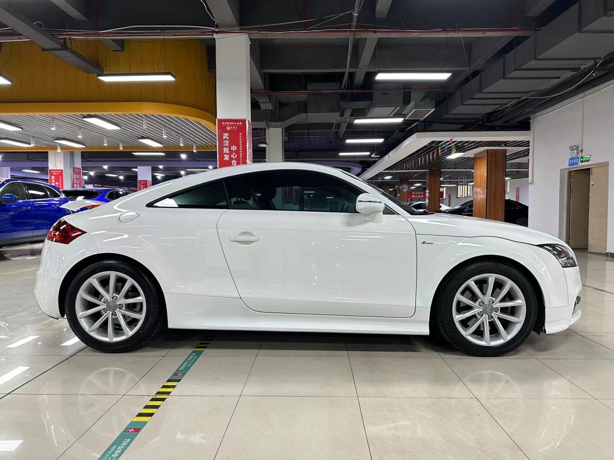 奥迪 奥迪TT  2014款 TT Coupe 45 TFSI 劲动型图片