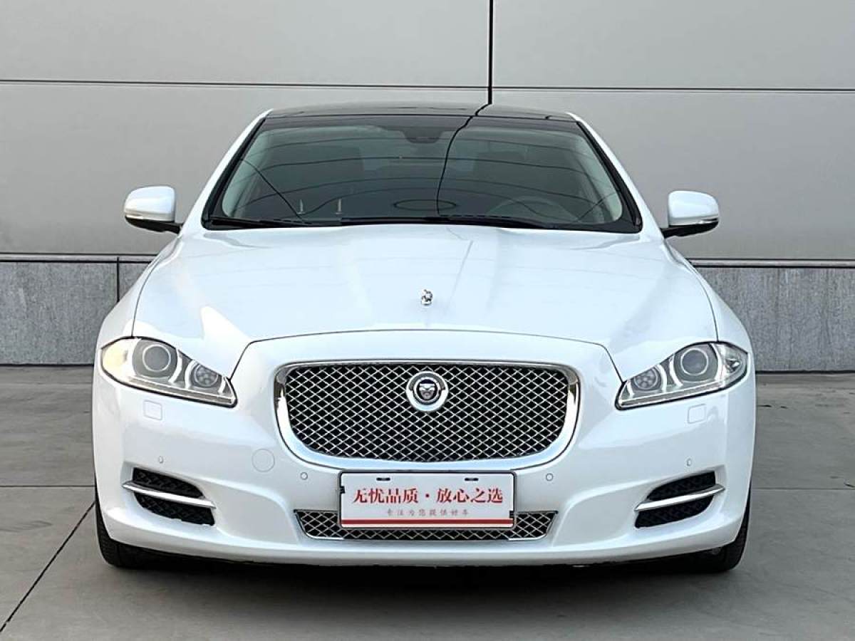 捷豹 XJ  2013款 XJL 3.0 SC 全景商務(wù)版圖片