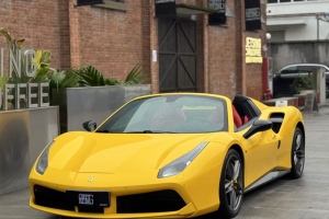 488 法拉利 488 Spider