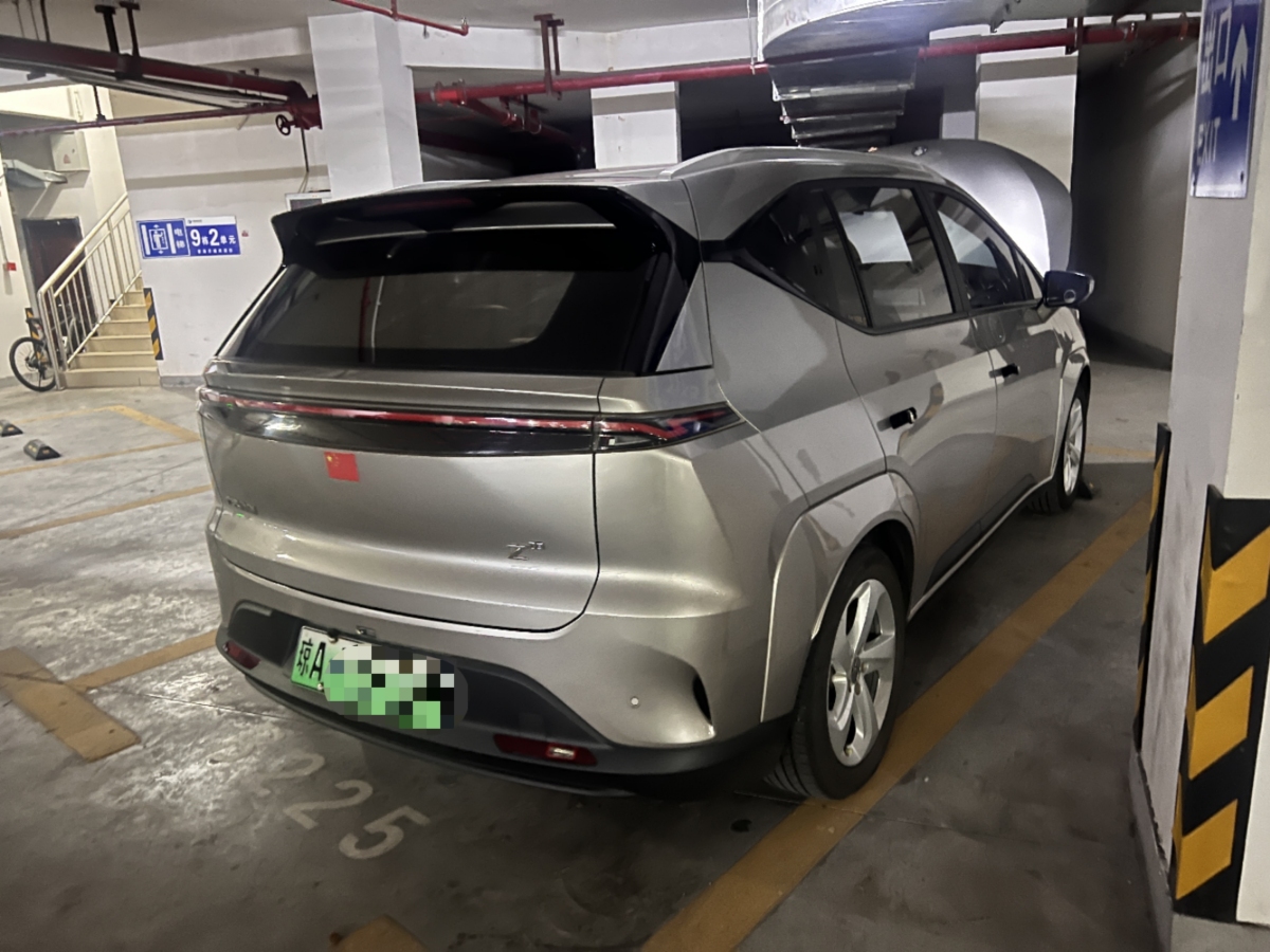 合創(chuàng) 合創(chuàng)Z03  2022款 510km 潮酷版 135kW 64.23kWh圖片