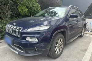 自由光 Jeep 2.4L 專業(yè)智能版