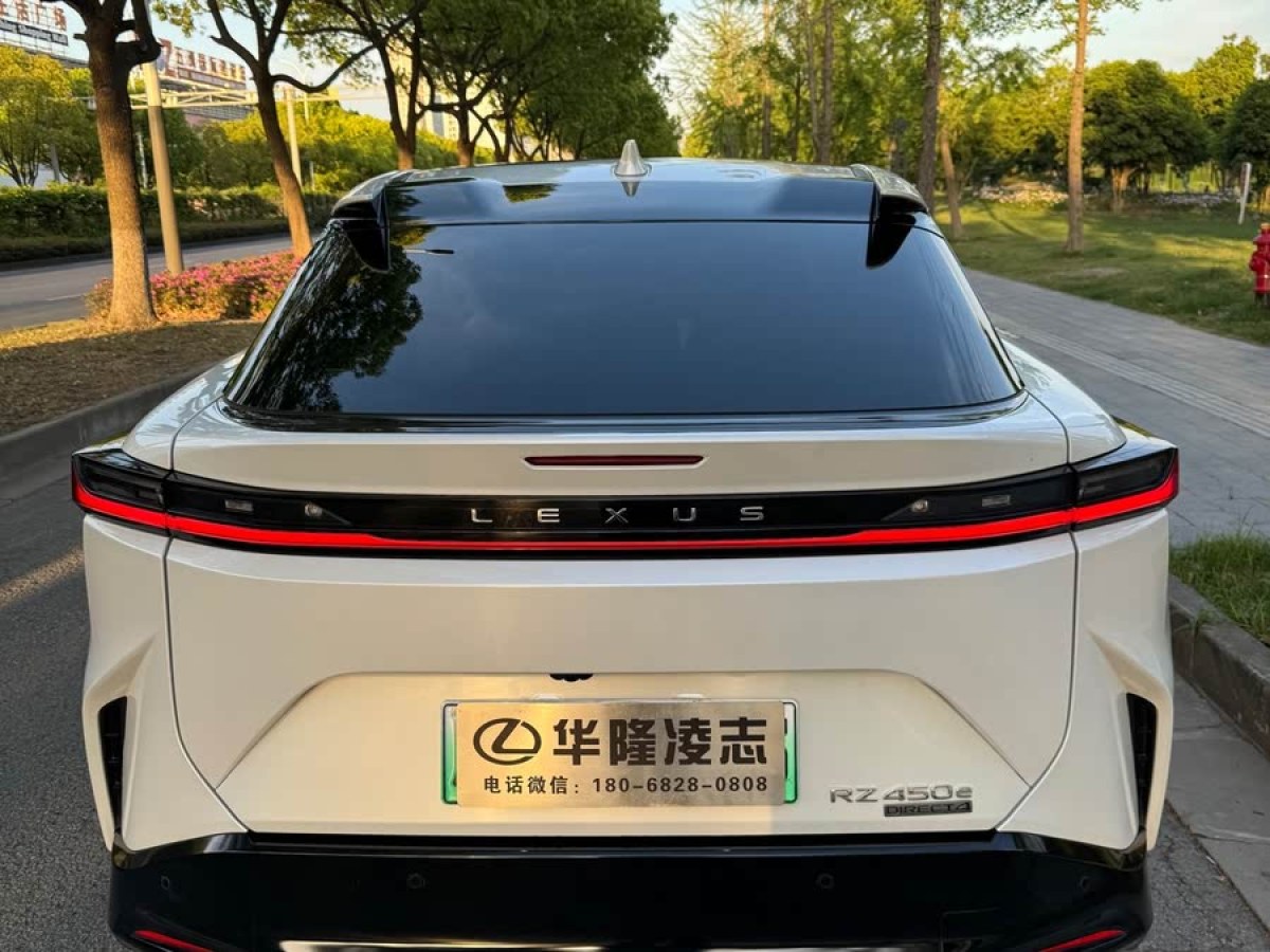 雷克薩斯 雷克薩斯RZ  2023款 450e 四驅(qū)縱領(lǐng)版圖片