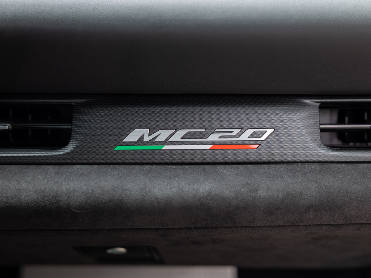 2023年6月玛莎拉蒂 GranCabrio  2015款 4.7L MC
