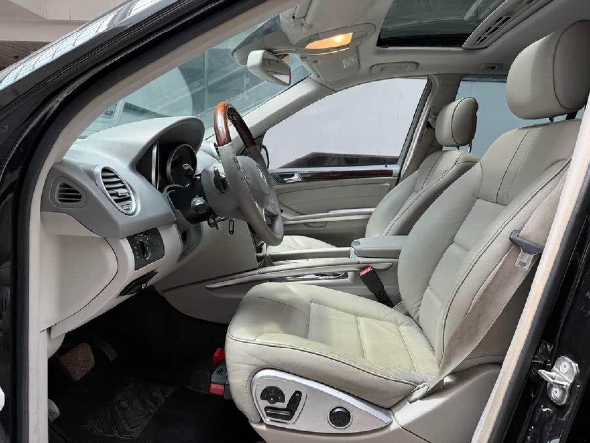 奔馳 奔馳M級(jí)  2008款 ML 350 4MATIC豪華型圖片