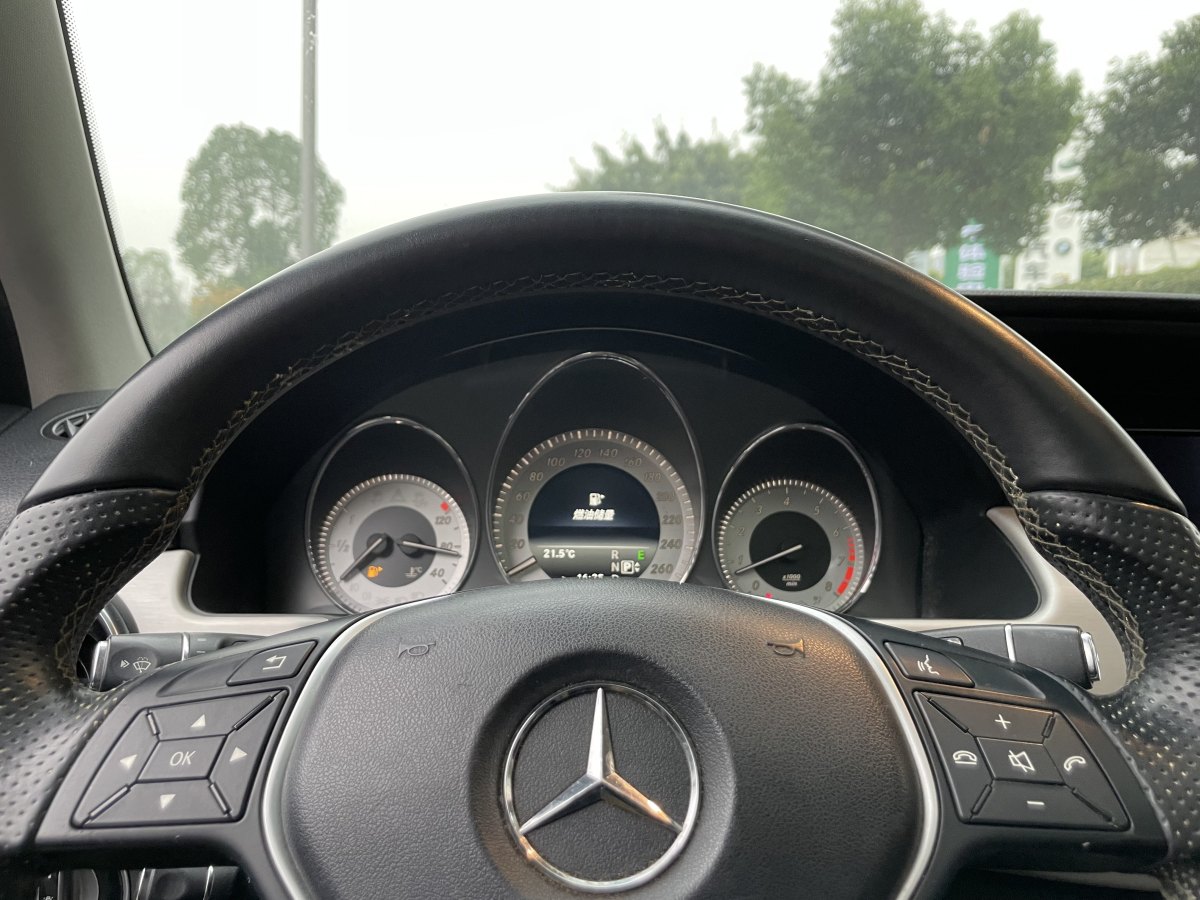 奔馳 奔馳GLK級  2013款 GLK 300 4MATIC 動感天窗型圖片