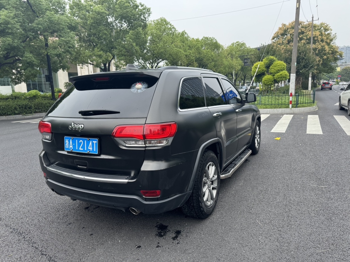 Jeep 大切諾基  2014款 3.6L 舒適導(dǎo)航版圖片