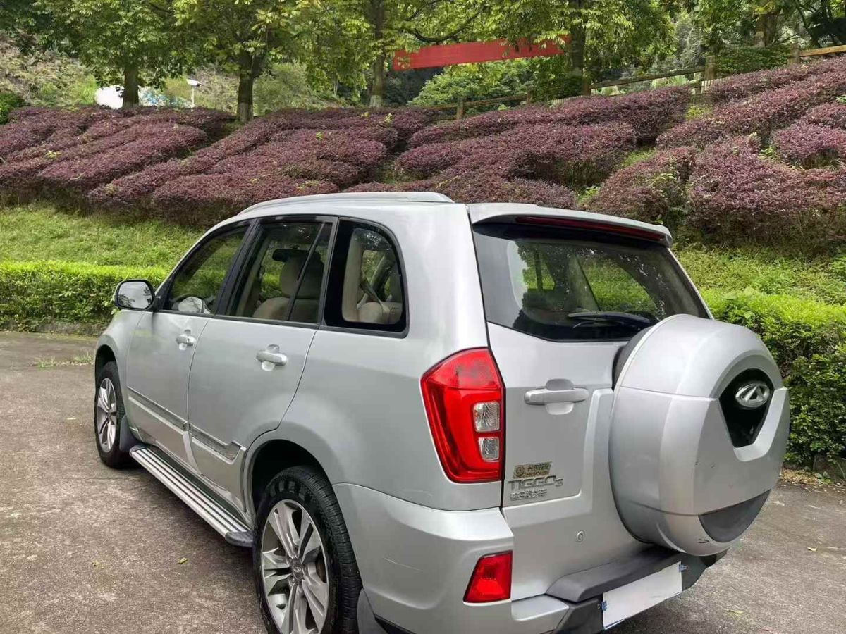 奇瑞 瑞虎3  2015款 1.6L CVT尊尚紀(jì)念版圖片