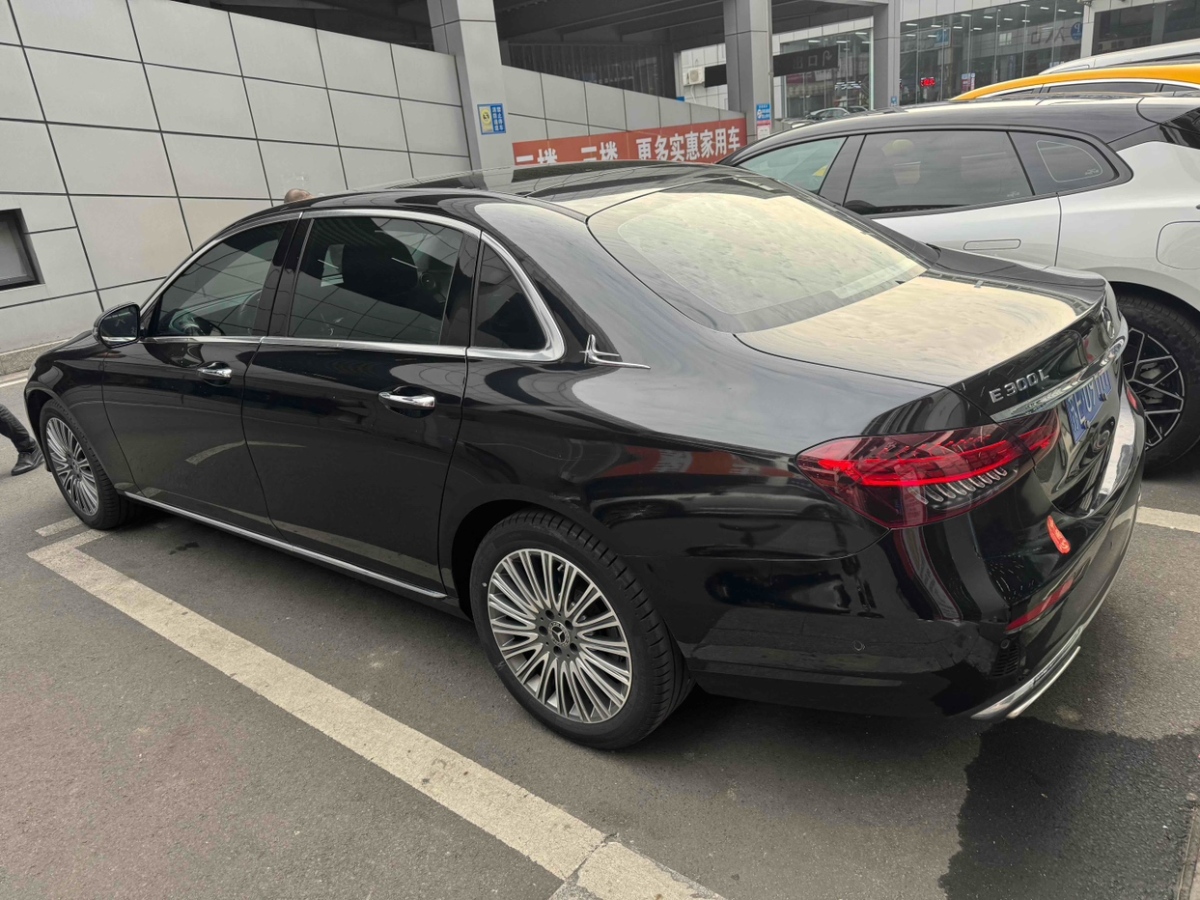 奔馳E級 2021款 E 300 L 時尚型圖片