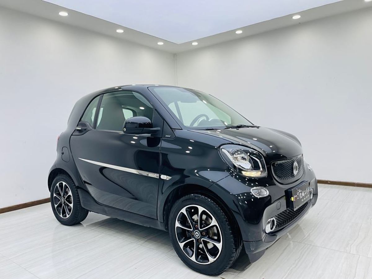 smart fortwo  2015款 1.0L 52千瓦硬頂激情版圖片