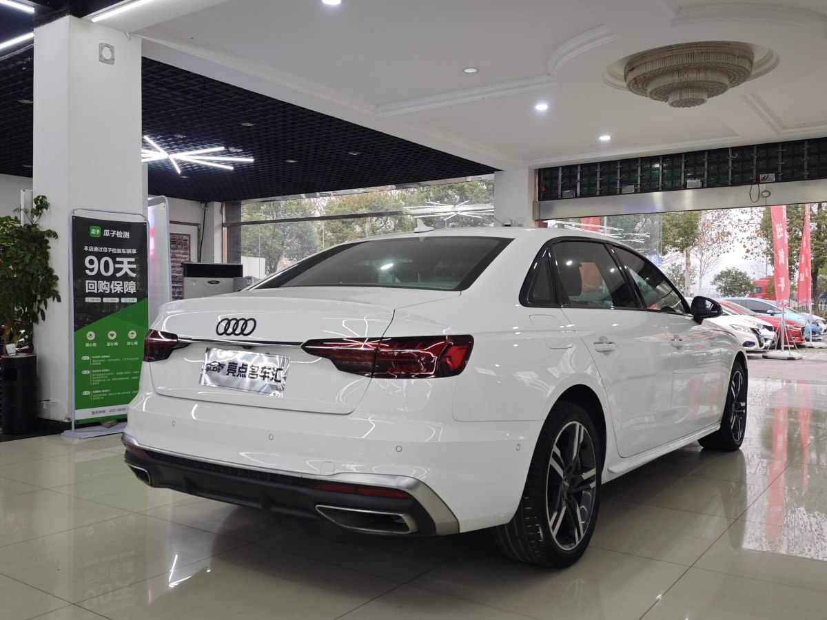 奧迪 奧迪A4L  2020款 40 TFSI 豪華動感型圖片