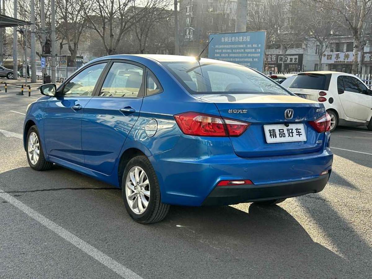 長(zhǎng)安 悅翔V7  2016款 1.6L 手動(dòng)樂(lè)動(dòng)型 國(guó)V圖片