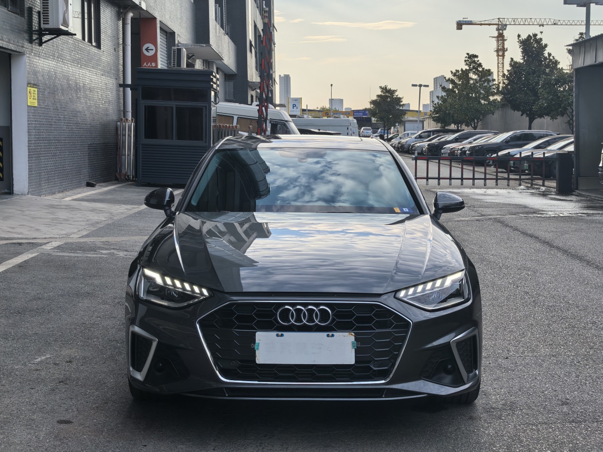 2022年7月奧迪 奧迪A4L  2022款 40 TFSI 時尚動感型