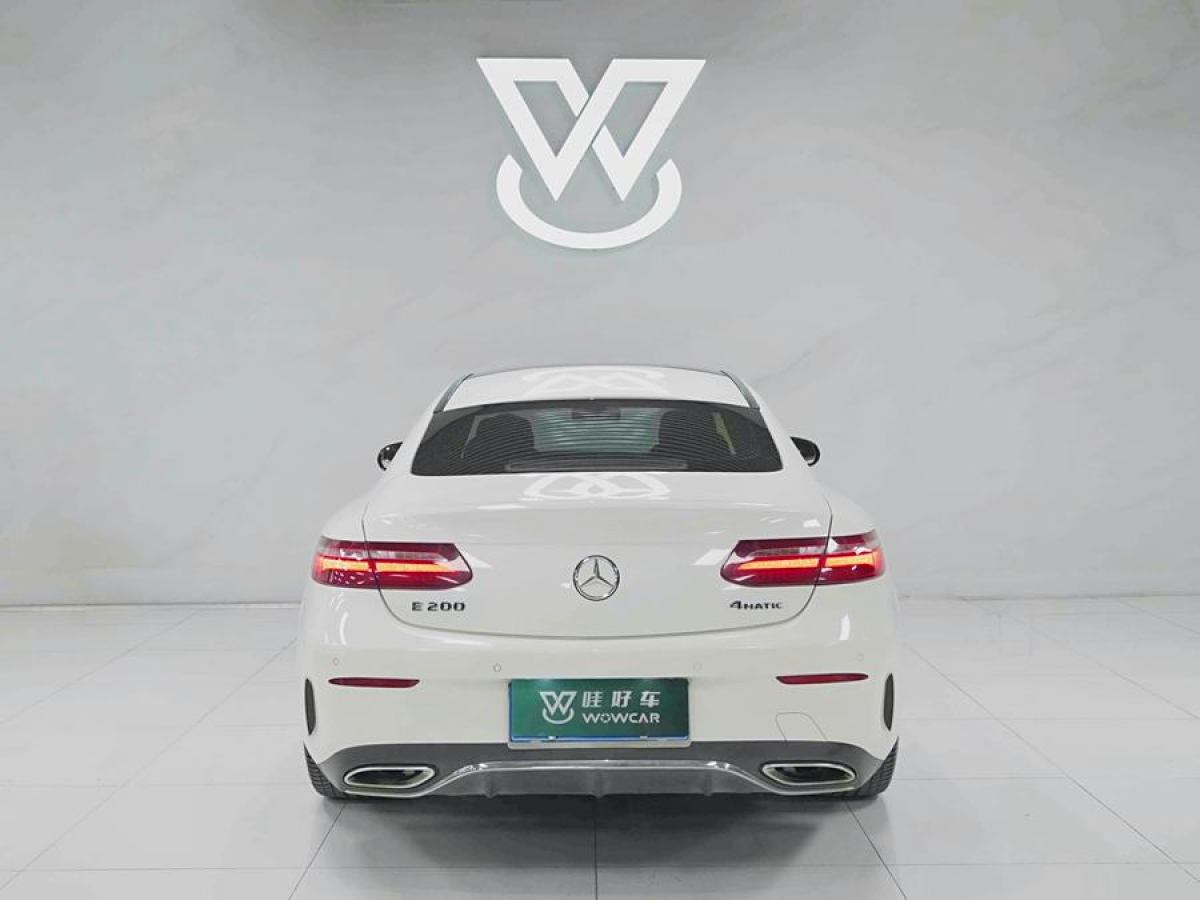 奔馳 奔馳E級  2017款 E 200 4MATIC 轎跑車圖片