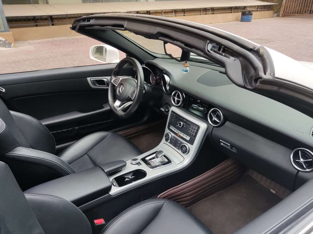 2019年7月奔驰 奔驰SLC级  2018款 SLC 260 动感型