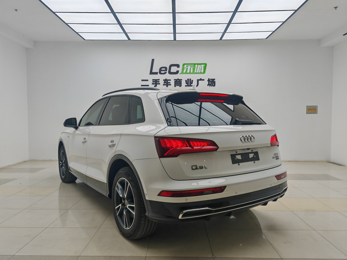 奧迪 奧迪Q5L  2020款 45 TFSI 尊享時(shí)尚型圖片