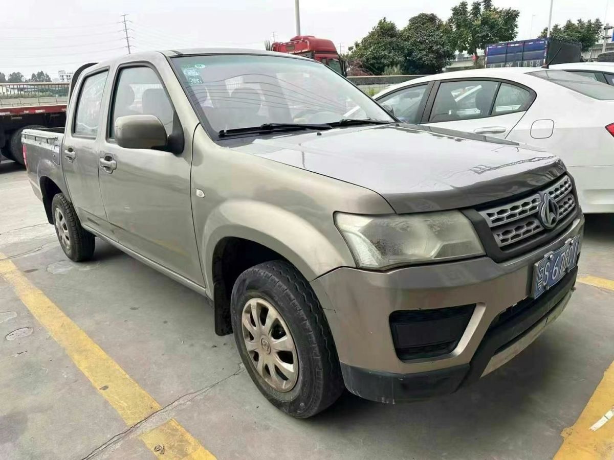 長(zhǎng)安 長(zhǎng)安UNI-Z  2025款 1.5T 尊貴型圖片