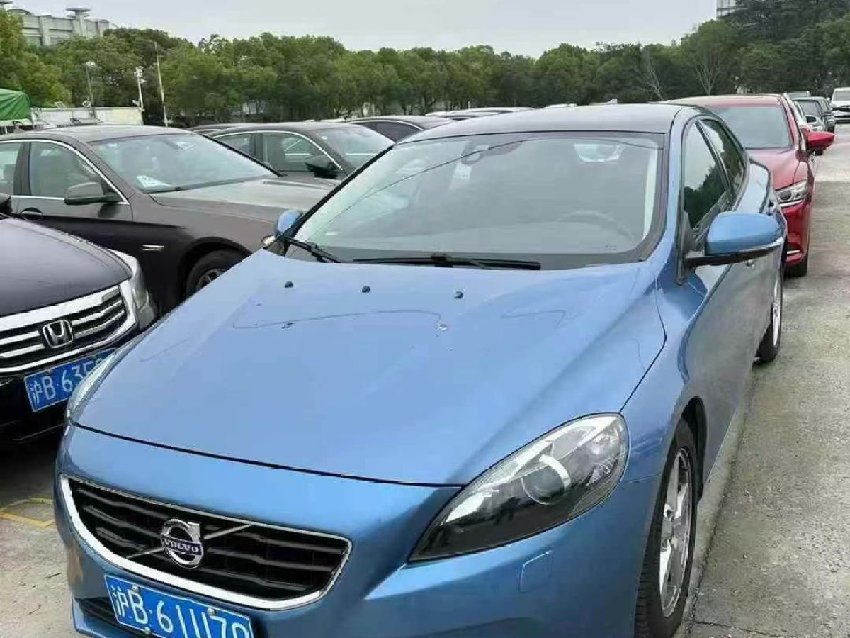 沃爾沃 V40  2016款 T3 智尚版圖片